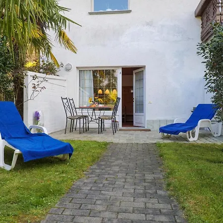 Carlo Apartment