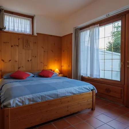 Apartment Carlo Colico