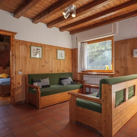 Carlo Apartment